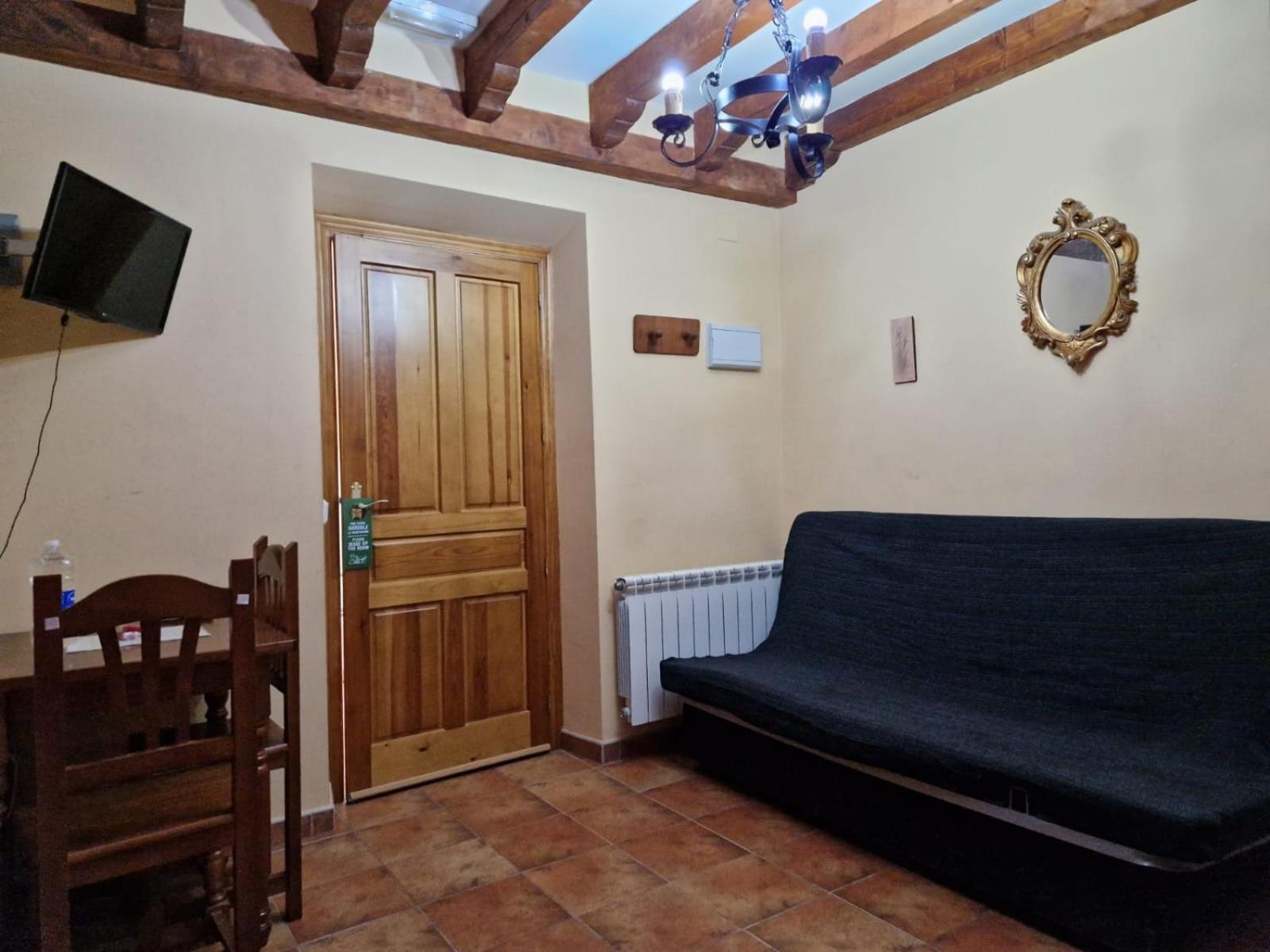 Hostal La Plata Oropesa Luaran gambar